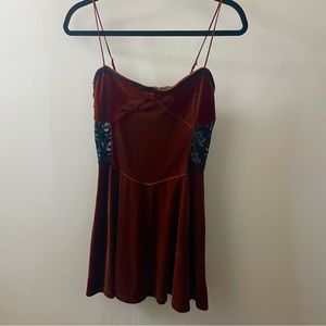 SOLD.Urban Outfitter Brown Velvet Black Lace Dress